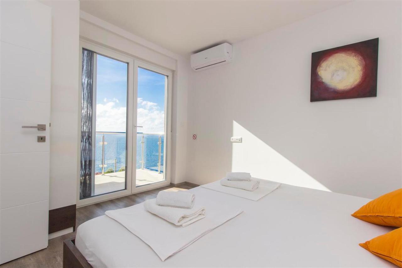 Villa Top Of Murter, Two Bedroom Apartment 2 Bagian luar foto