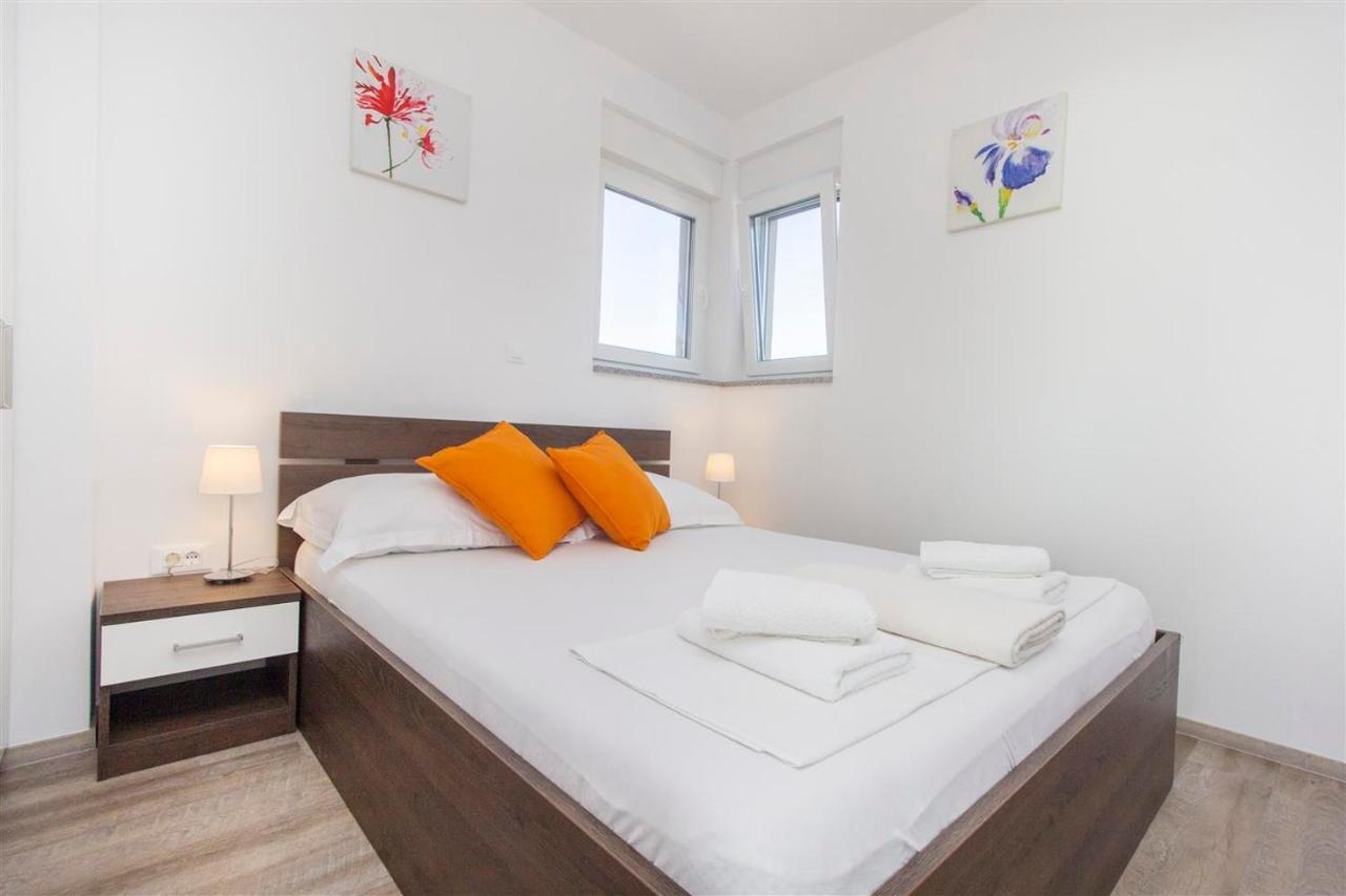 Villa Top Of Murter, Two Bedroom Apartment 2 Bagian luar foto